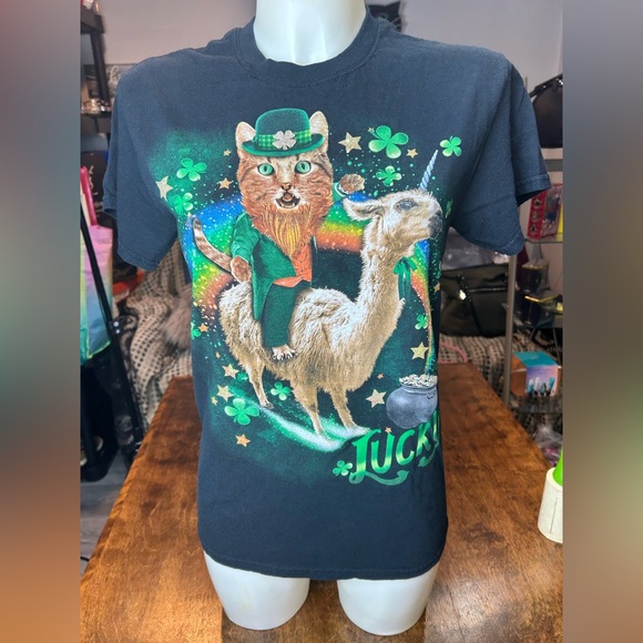 St. Patrick’s Day Black T-Shirt with Cat and Llama Design - Picture 11 of 16
